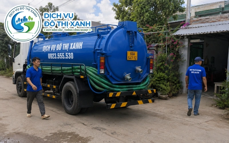 Xe bồn qua phà hút năm hầm cầu trong một chuyến tại Tân Huề Thanh Bình
