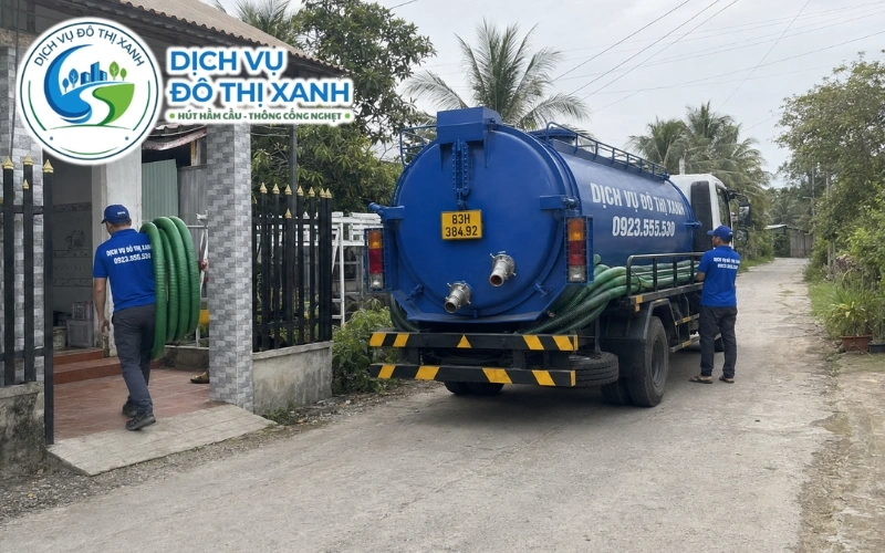 Xe bồn Đô Thị Xanh xuất phát từ cơ sở cố định trên QL1 Châu Thành