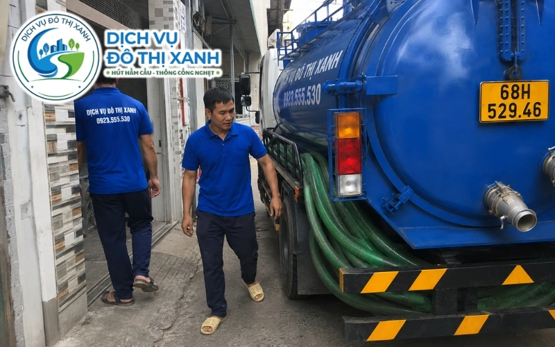 Đội Đô Thị Xanh thực hiện gói hút hầm cầu định kỳ cho dãy trọ tại Châu Thành