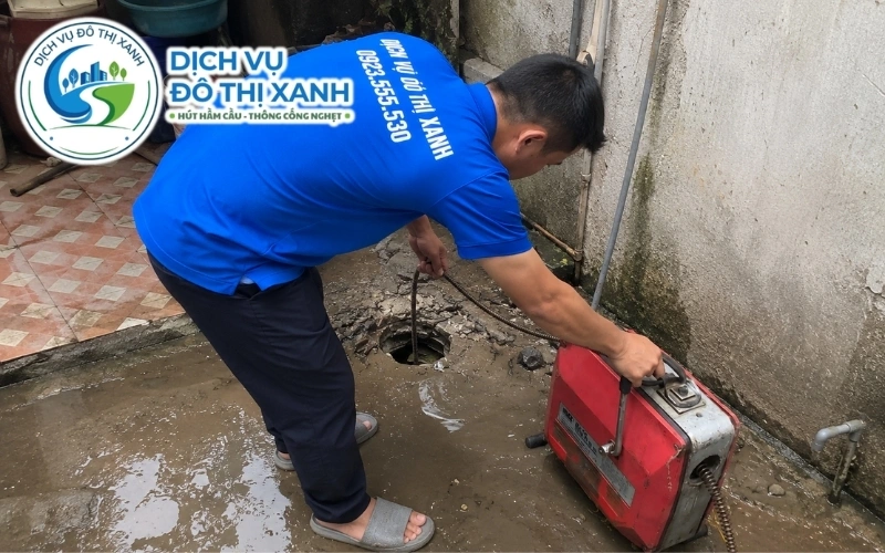 Đội thợ nạo vét hố ga định kỳ cho nhà xưởng và dãy trọ tại Châu Thành