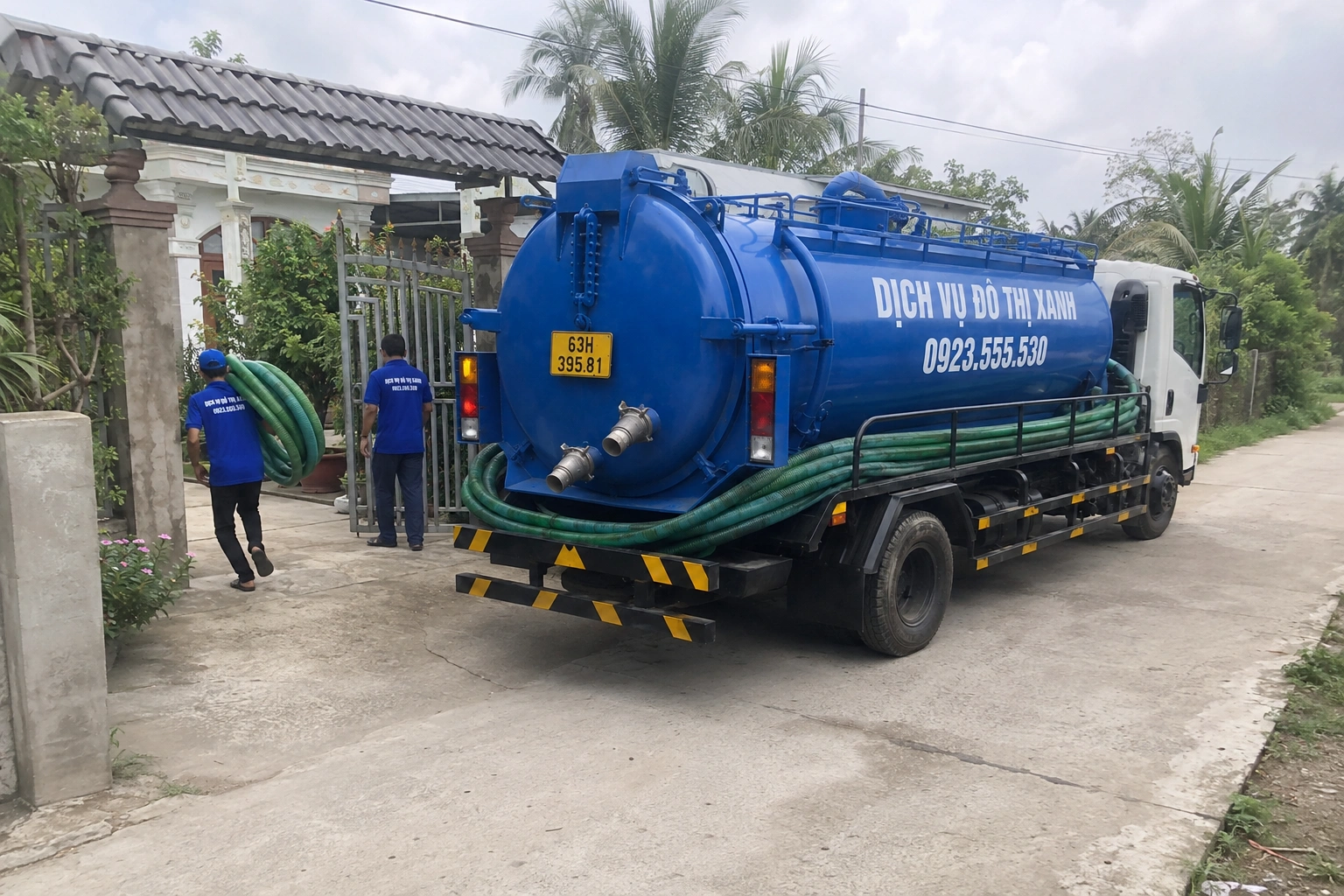 Hút hầm cầu Mỹ Tho, Đô Thị Xanh nhận ca đêm, báo giá 1 lần 5 Kỹ thuật viên phân biệt nghẹt bồn cầu, cống sân tắc và hầm cầu đầy tại Mỹ Tho