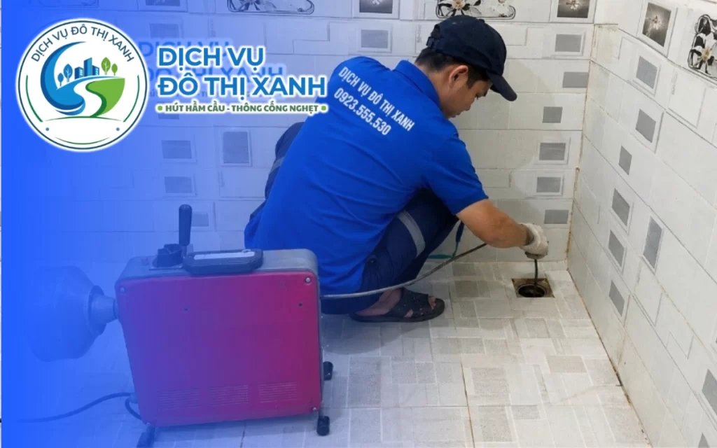 Thông cống nghẹt Long Mỹ, Đô Thị Xanh cắt rễ cây trong đường ống và xử lý dứt điểm